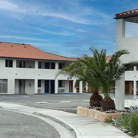 Days Inn By Wyndham Ridgecrest Near China Lake Naval Station Экстерьер фото